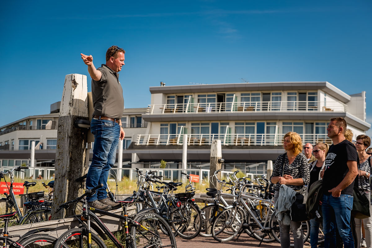 Hotel met fietsenstalling in Oost-Vlieland