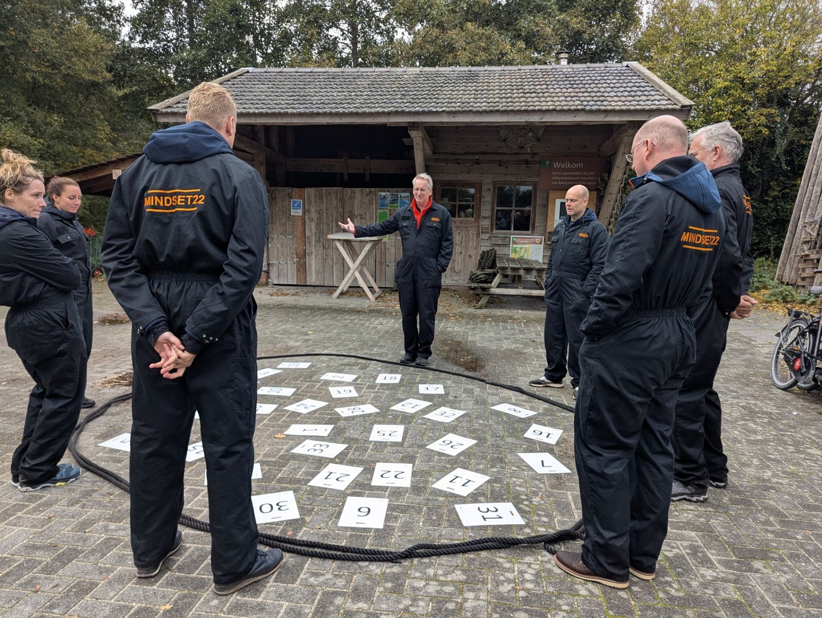 Buitenspel bij een strandhuisje op Vlieland